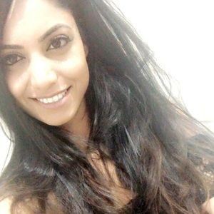 Meet your Posher, Meesha